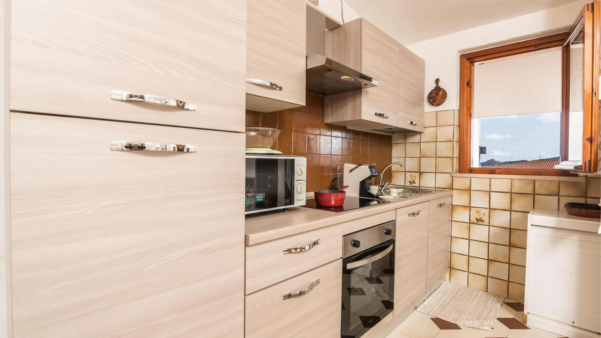 La Lampara House - Happy Rentals Cannigione Italia